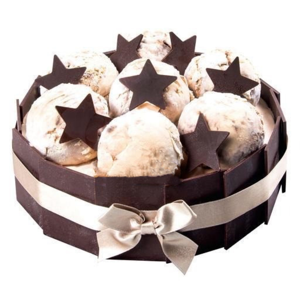 Scoop Tuxedo.Cake